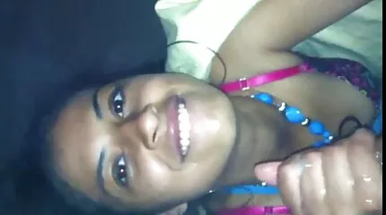 ចំពោះការមិនស្ដាប់បង្គាប់ fucked បុរសវ័យក្មេងនៅក្នុងមាត់និង pussy