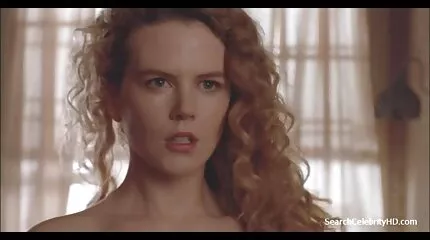 អួតអំពី pussy របស់នាងនិងទទួលបានមាន់នៅក្នុងសត្វលារបស់នាង