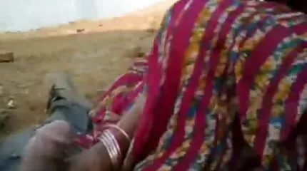 Blowjob ប្រចាំថ្ងៃពី chick ស្រឡាញ់ដើម្បី fucking បុរសម្នាក់