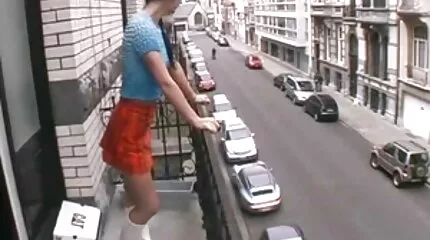 Fucked សិស្សរន្ធគូថនិង cumshot ក្នុងលានេះ