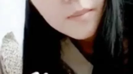បីនាក់ជល់រឹង fuck ប៍ន juicy ពីរ។