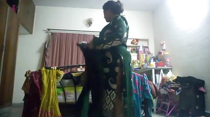 ក្មេងស្រីសកម្ម